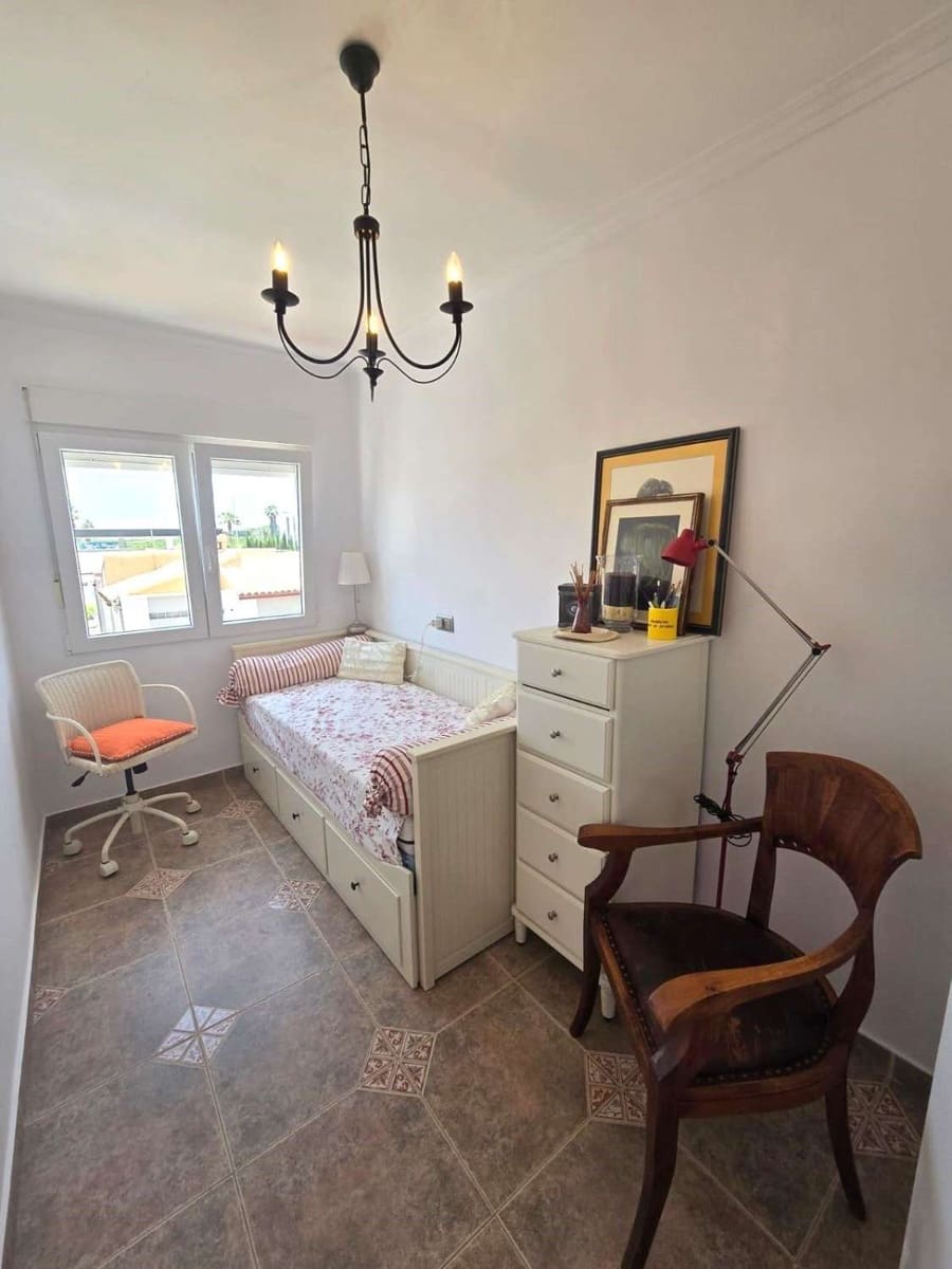 3 camera da letto Bungalow in vendita in Torrevieja con piscina - 272.000 € (Rif: 9972946)