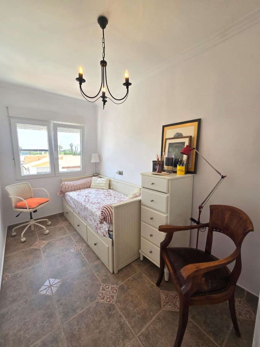 3 camera da letto Bungalow in vendita in Torrevieja con piscina - 272.000 € (Rif: 9972946)