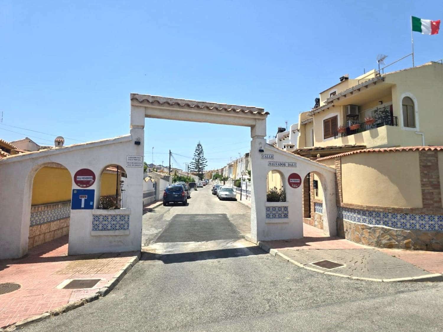3 camera da letto Bungalow in vendita in Torrevieja con piscina - 272.000 € (Rif: 9972946)