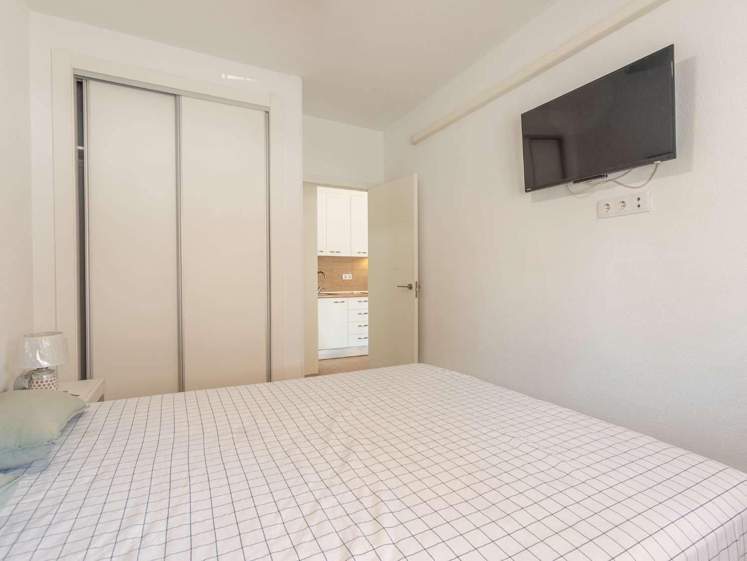 1 chambre Appartement à vendre à Torrevieja avec piscine - 122 000 € (Ref: 9974935)