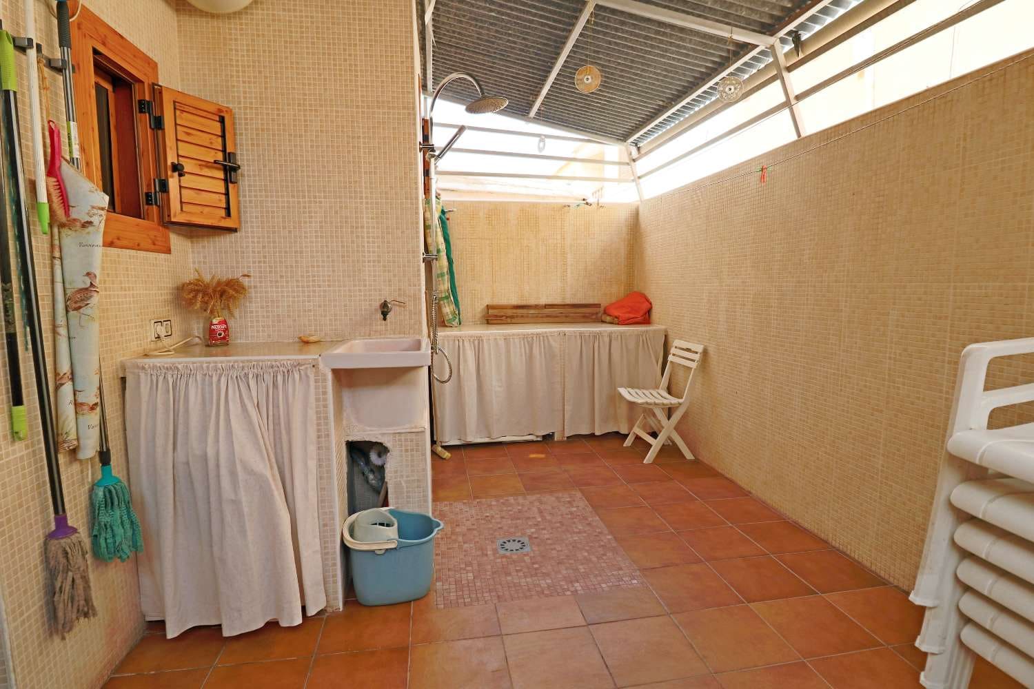 3 makuuhuone Bungalow myytävänä paikassa Torrevieja mukana 
autotalli - 235 000 € (Ref: 9974936)
