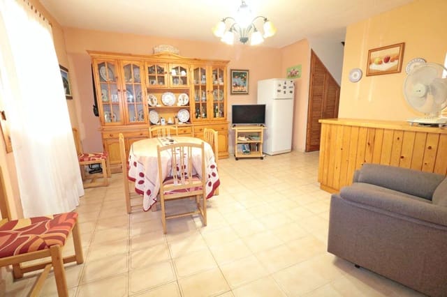 3 soveværelse Bungalow til salg i Playa de los Náufragos, Torrevieja med garage - € 235.000 (Ref: 9974936)