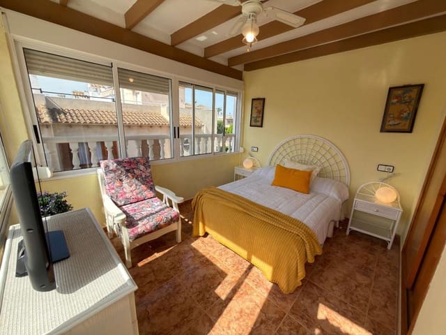 3 soverom Rekkehus til salgs i Los Balcones - Los Altos, Torrevieja med svømmebasseng - € 238 900 (Ref: 9976877)