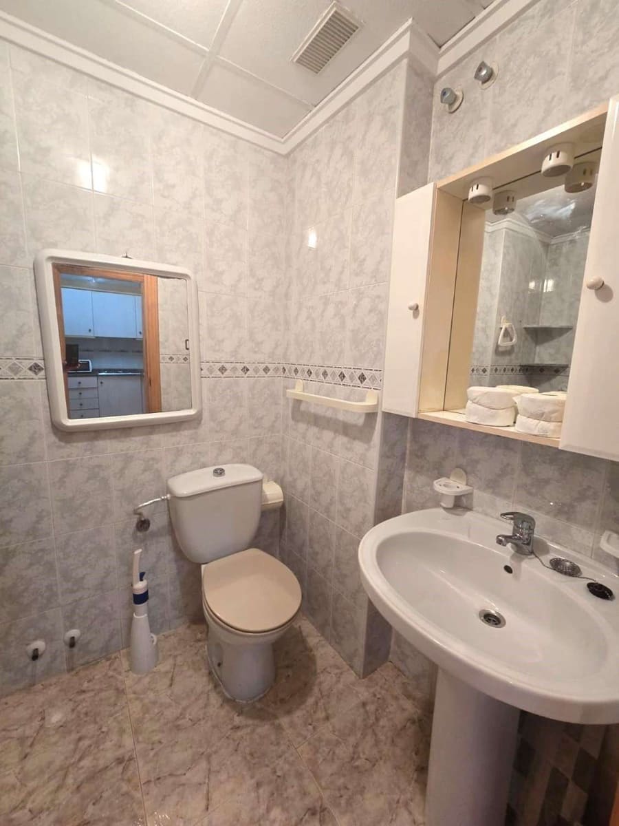1 camera da letto Appartamento in vendita in Torrevieja - 127.260 € (Rif: 9976878)