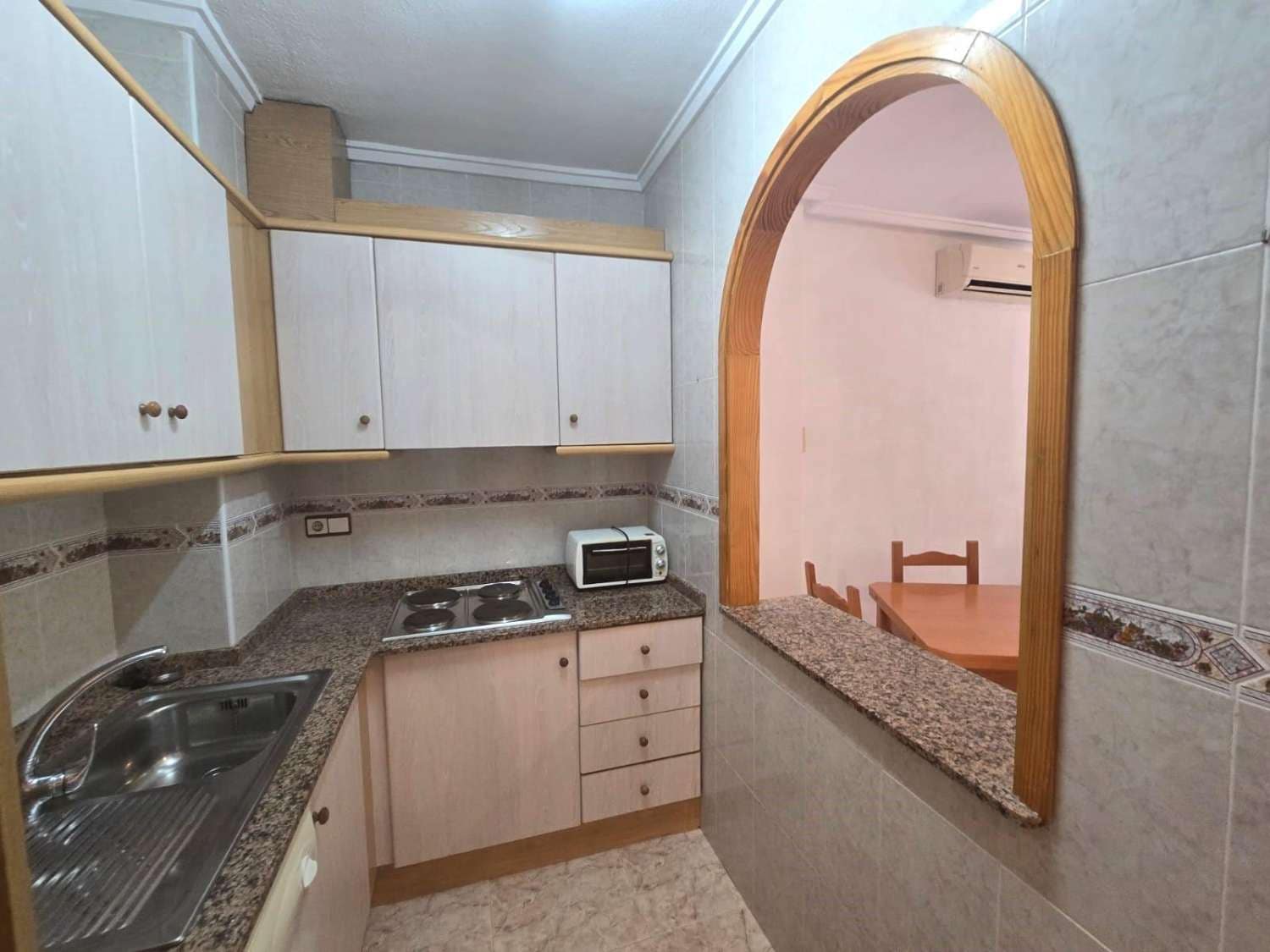 1 camera da letto Appartamento in vendita in Torrevieja - 127.260 € (Rif: 9976878)