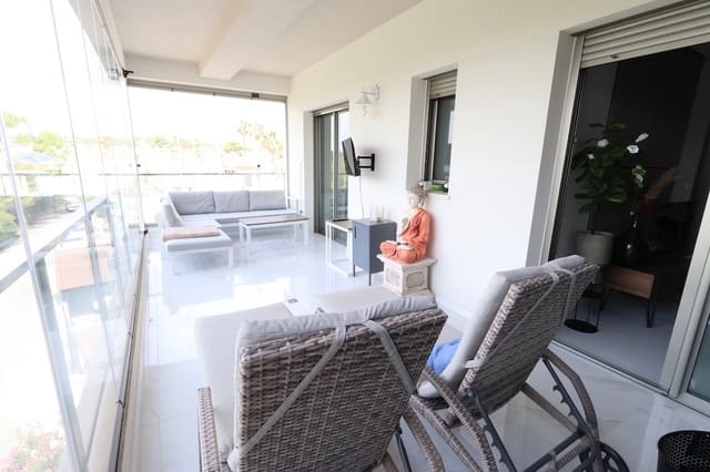 3 soveværelse Lejlighed til salg i Villamartin, Orihuela med swimmingpool garage - € 335.000 (Ref: 9976880)