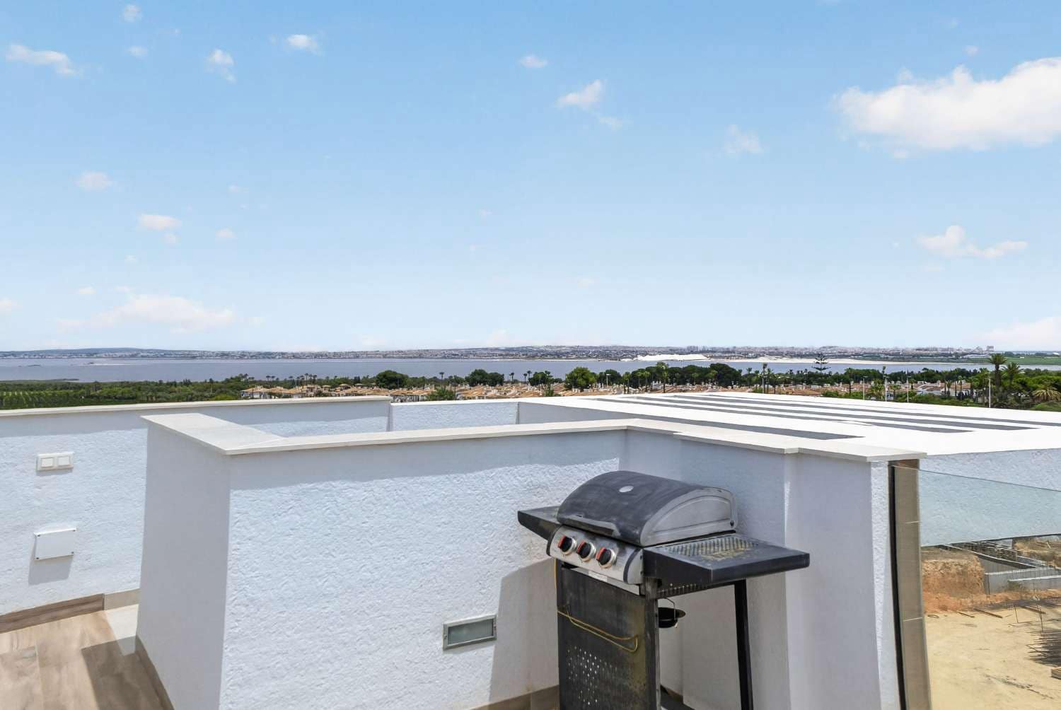 3 bedroom Villa for sale in Torrevieja with pool - € 495,000 (Ref: 9978447)