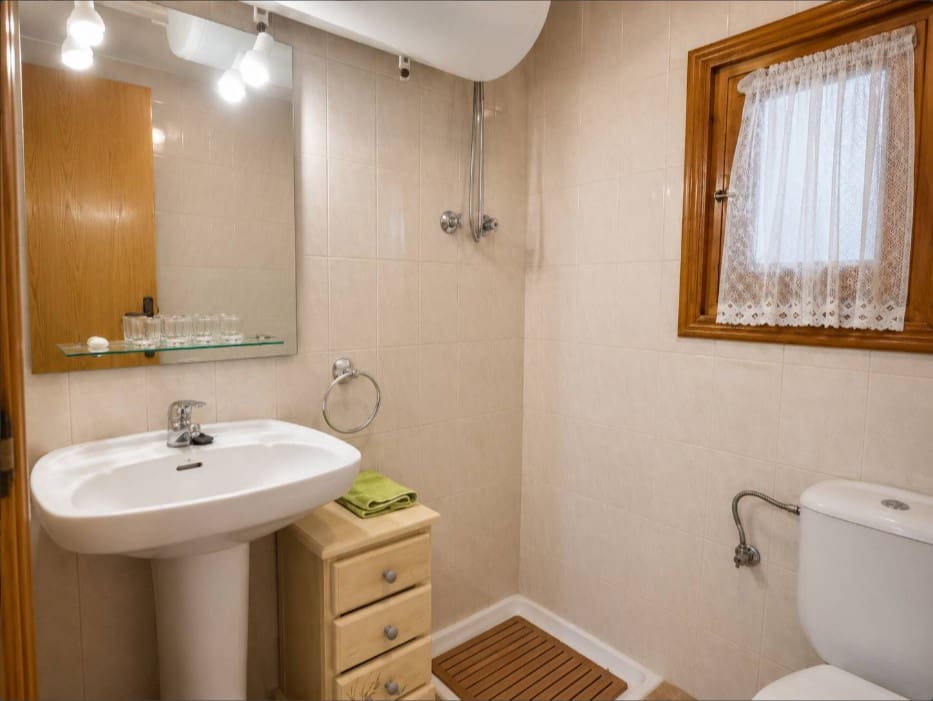 3 slaapkamer Flat te koop in Orihuela Costa met garage - € 289.000 (Ref: 9984494)