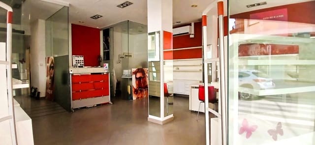 Erhverv til salg i Centro - Muelle Pesquero, Torrevieja - € 195.000 (Ref: 9984495)
