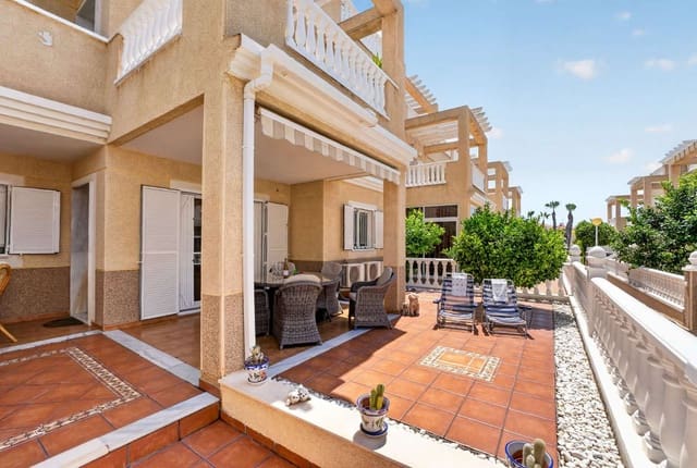 Apartamento de 2 habitaciones en La Zenia, Orihuela en venta con piscina - 226.000 € (Ref: 9986488)