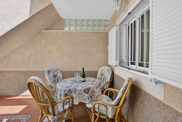 Apartamento de 2 habitaciones en La Zenia, Orihuela en venta con piscina - 226.000 € (Ref: 9986488)