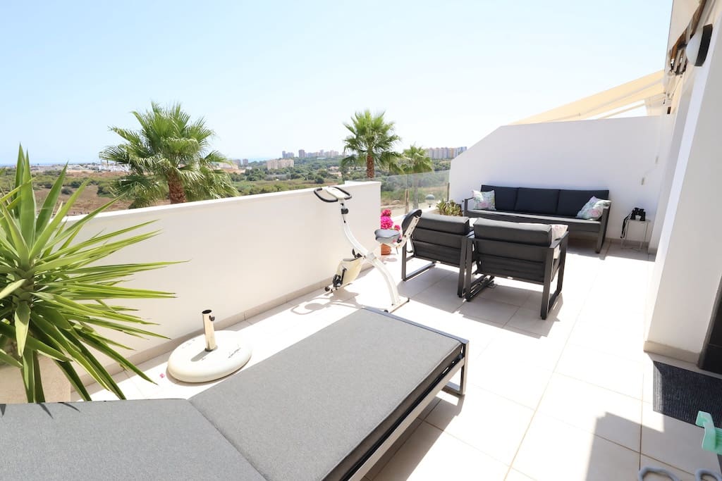 3 soverom Leilighet til salgs i Orihuela Costa med svømmebasseng garasje - € 387 000 (Ref: 9996716)
