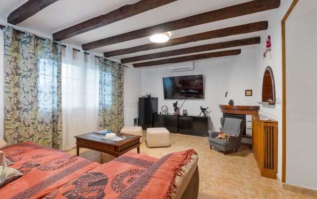 4 Zimmer Villa zu verkaufen in Los Balcones mit Pool - 490.000 € (Ref: 9996717)