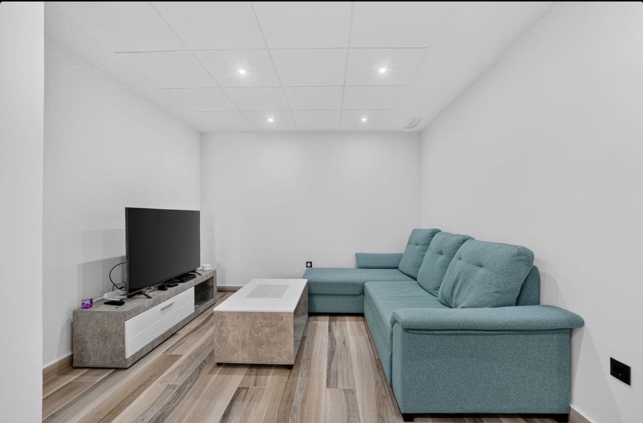 4 makuuhuone Huvila myytävänä paikassa Torrevieja mukana uima-altaan - 515 000 € (Ref: 9998157)