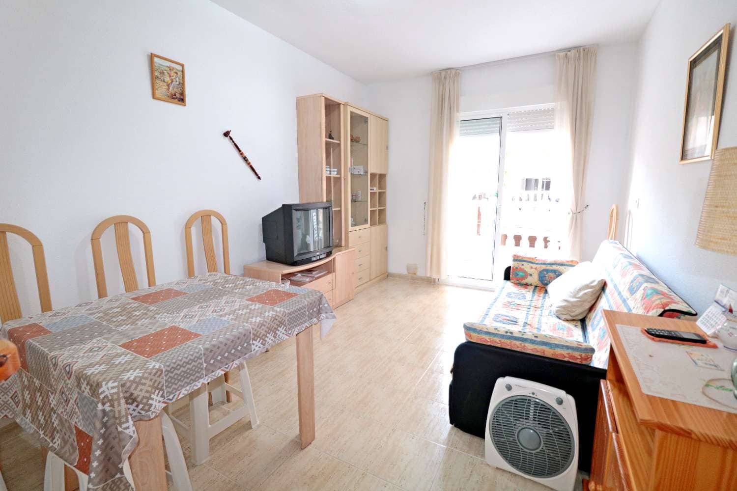 2 soverom Leilighet til salgs i Torrevieja - € 134 500 (Ref: 9998158)