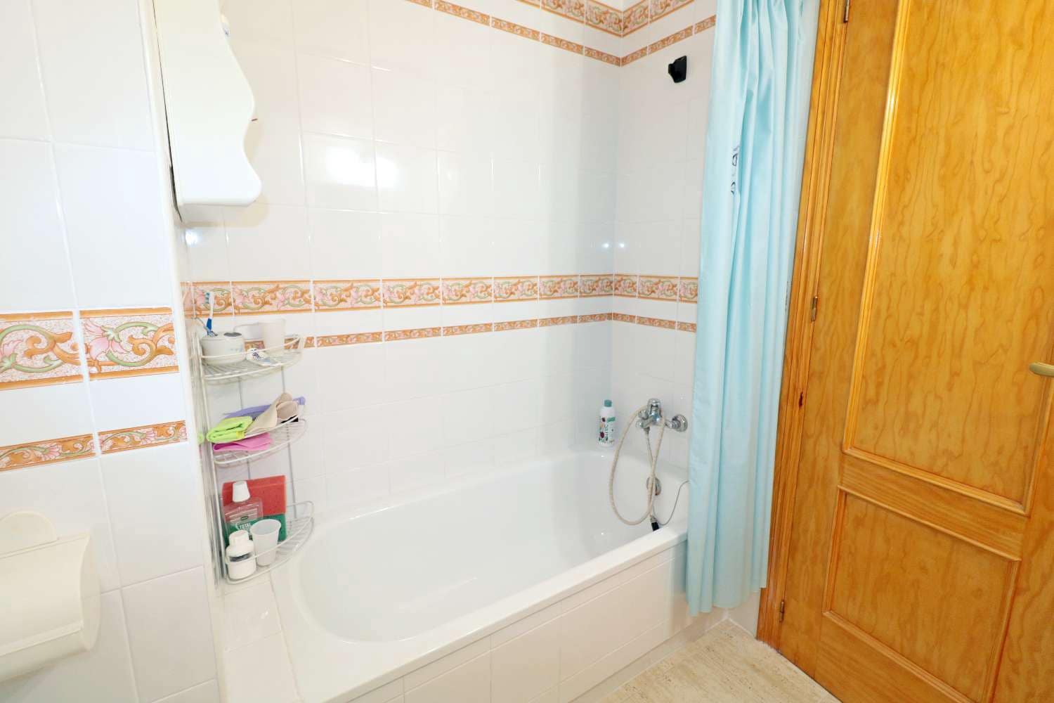 2 soverom Leilighet til salgs i Torrevieja - € 134 500 (Ref: 9998158)