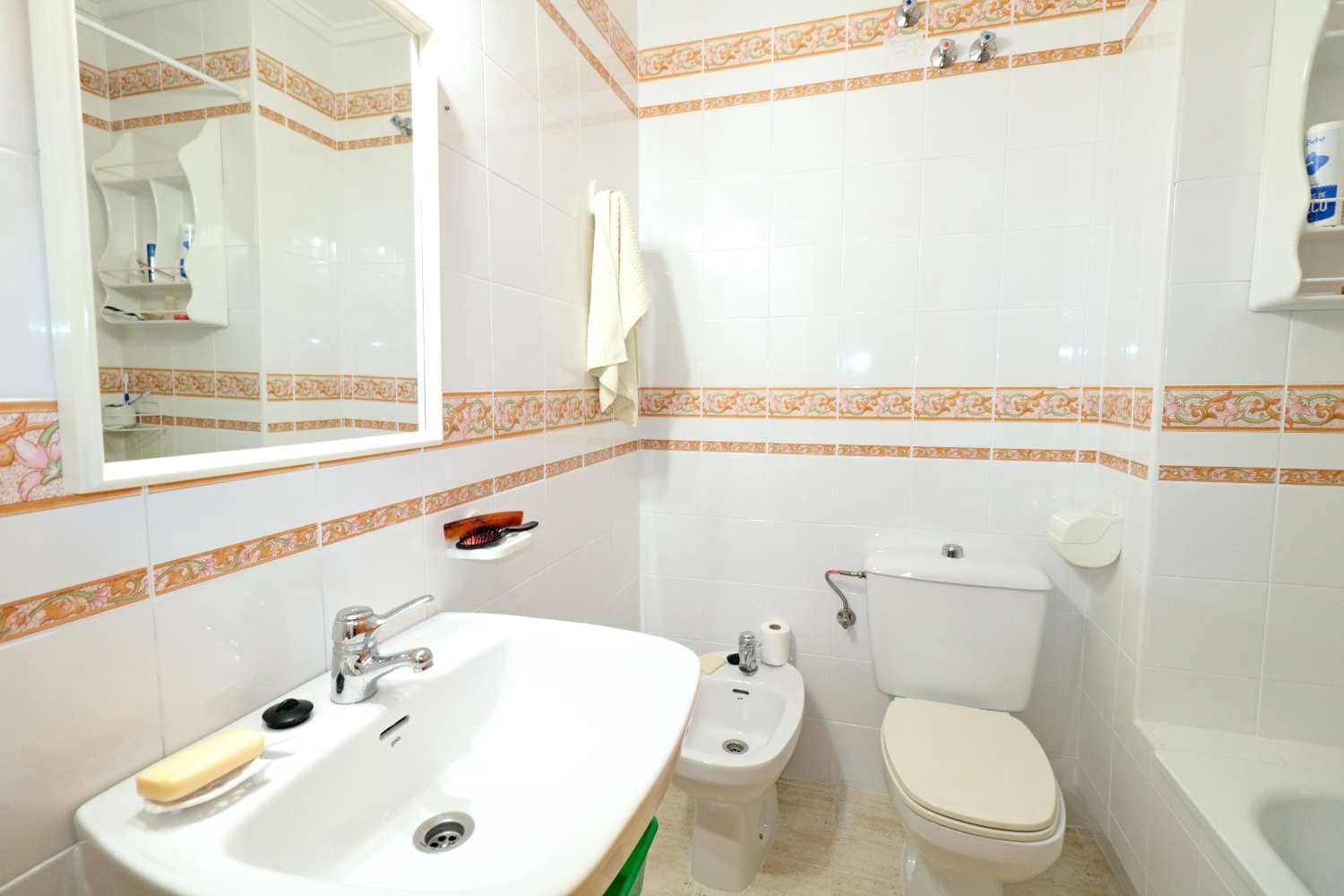 2 soverom Leilighet til salgs i Torrevieja - € 134 500 (Ref: 9998158)