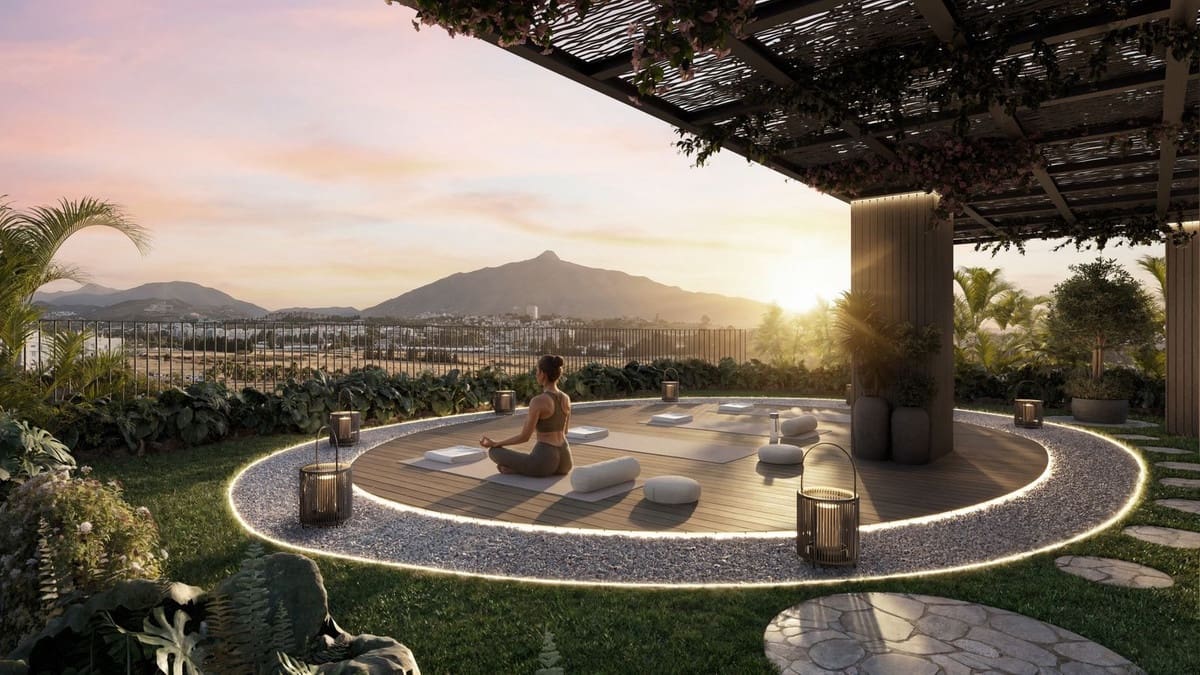 3 bedroom Apartment for sale in Marbella with pool garage - € 762,500 (Ref: 10000972)