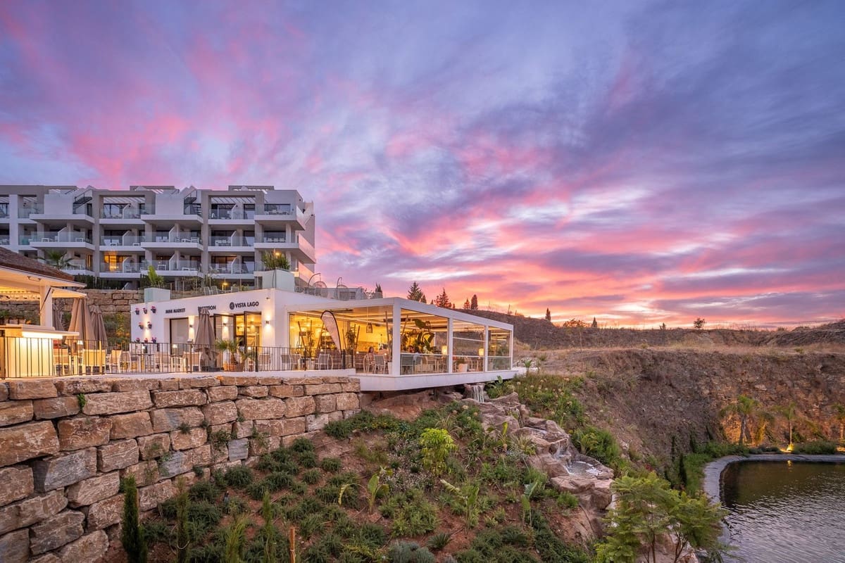 2 soveværelse Lejlighed til salg i Mijas med swimmingpool garage - € 356.000 (Ref: 10001182)