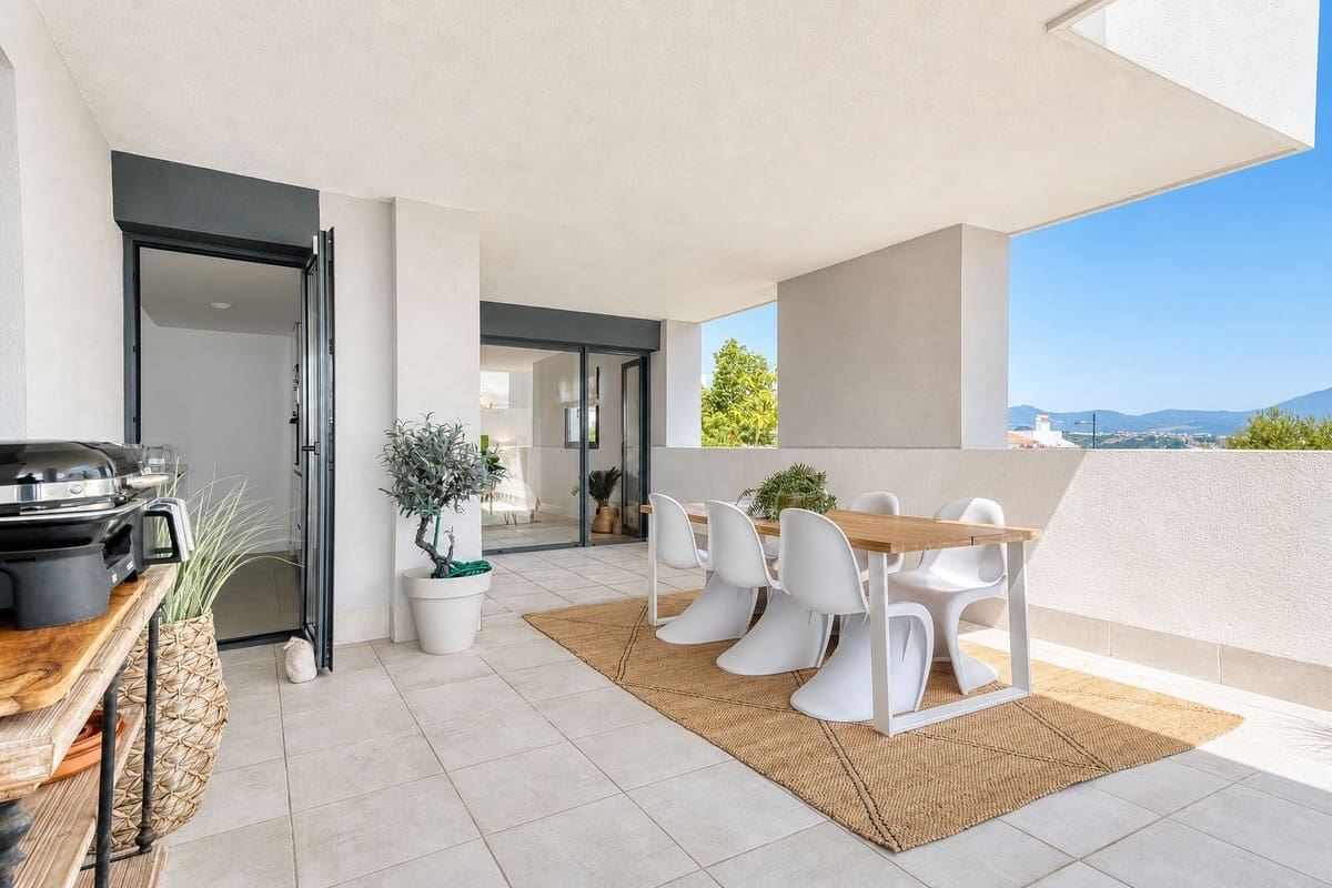 3 camera da letto Appartamento in vendita in La Duquesa / Puerto de la Duquesa con piscina garage - 695.000 € (Rif: 10009887)
