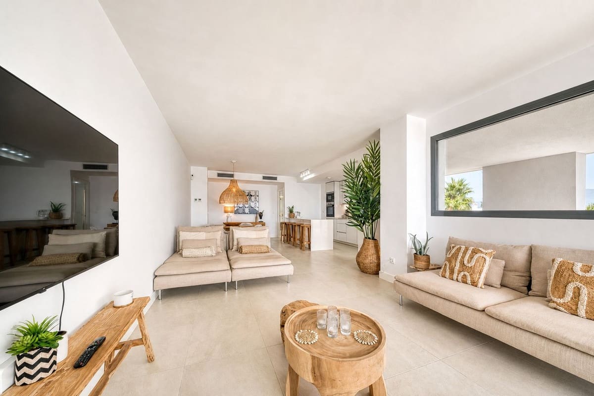 3 camera da letto Appartamento in vendita in La Duquesa / Puerto de la Duquesa con piscina garage - 695.000 € (Rif: 10009887)