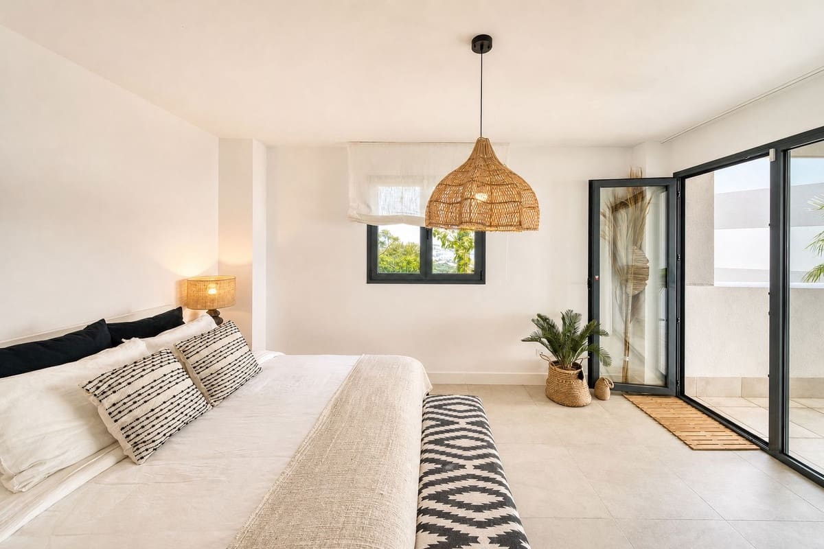 3 camera da letto Appartamento in vendita in La Duquesa / Puerto de la Duquesa con piscina garage - 695.000 € (Rif: 10009887)