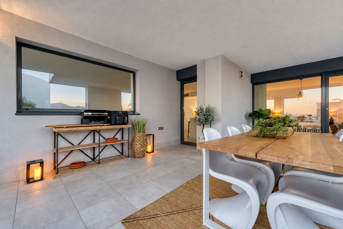 3 camera da letto Appartamento in vendita in La Duquesa / Puerto de la Duquesa con piscina garage - 695.000 € (Rif: 10009887)