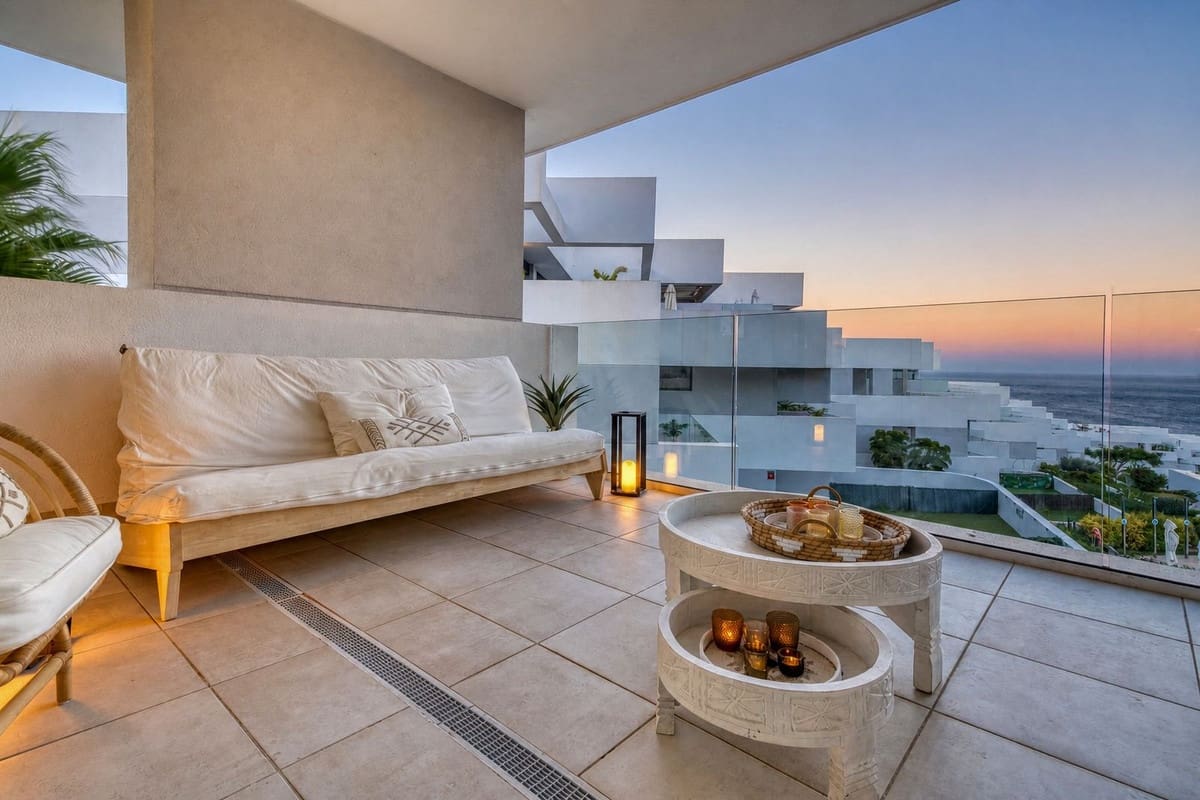 3 camera da letto Appartamento in vendita in La Duquesa / Puerto de la Duquesa con piscina garage - 695.000 € (Rif: 10009887)