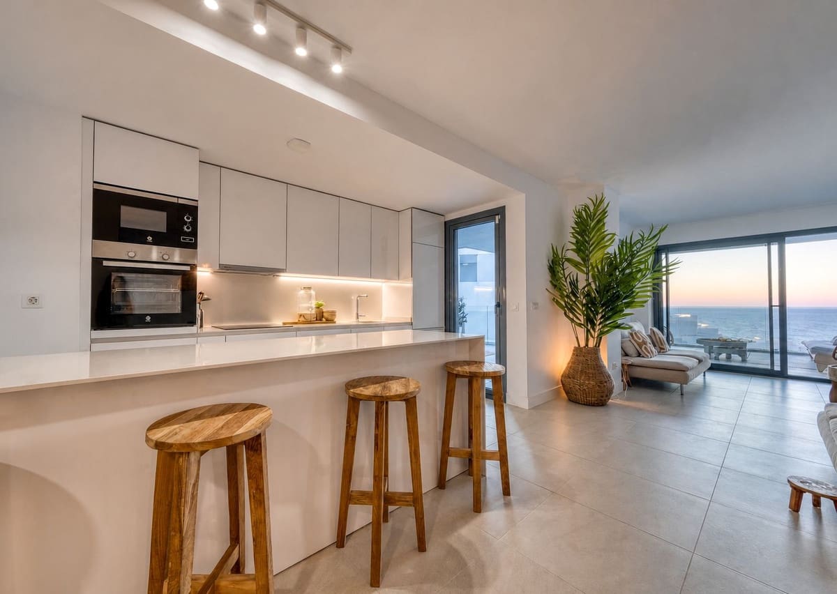 3 camera da letto Appartamento in vendita in La Duquesa / Puerto de la Duquesa con piscina garage - 695.000 € (Rif: 10009887)
