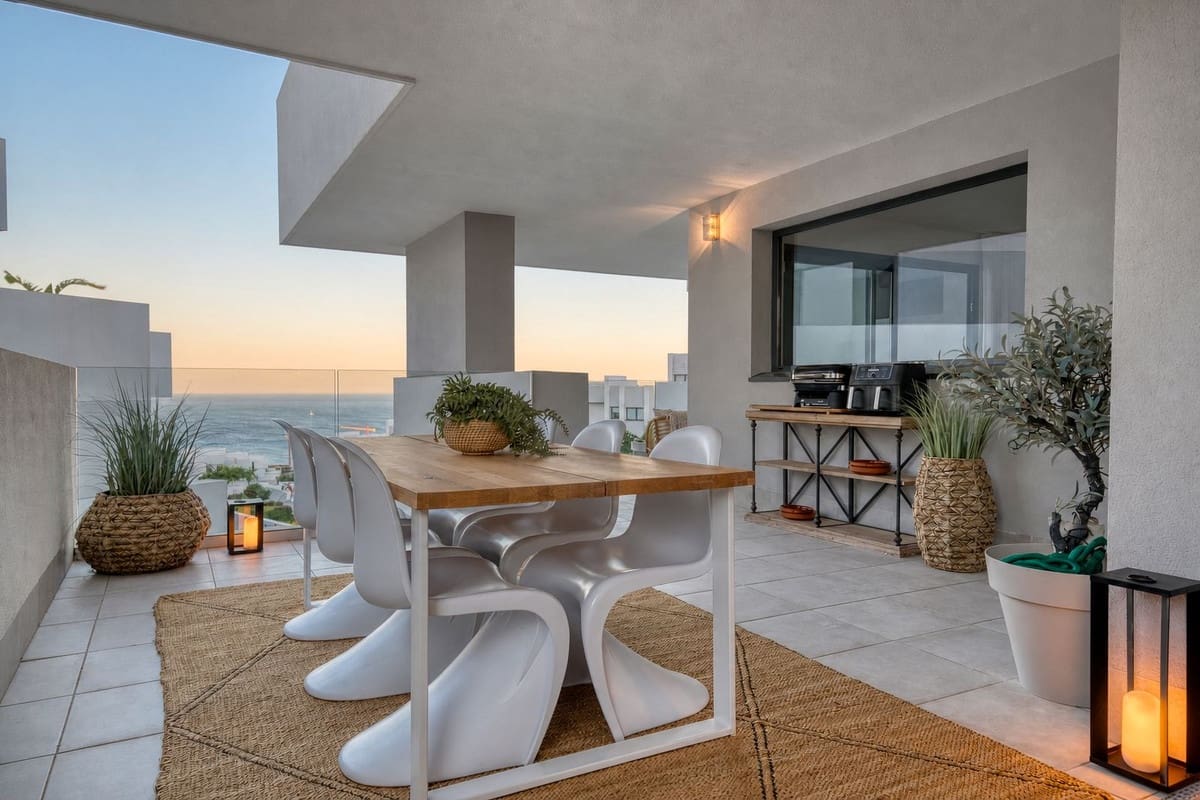 3 camera da letto Appartamento in vendita in La Duquesa / Puerto de la Duquesa con piscina garage - 695.000 € (Rif: 10009887)