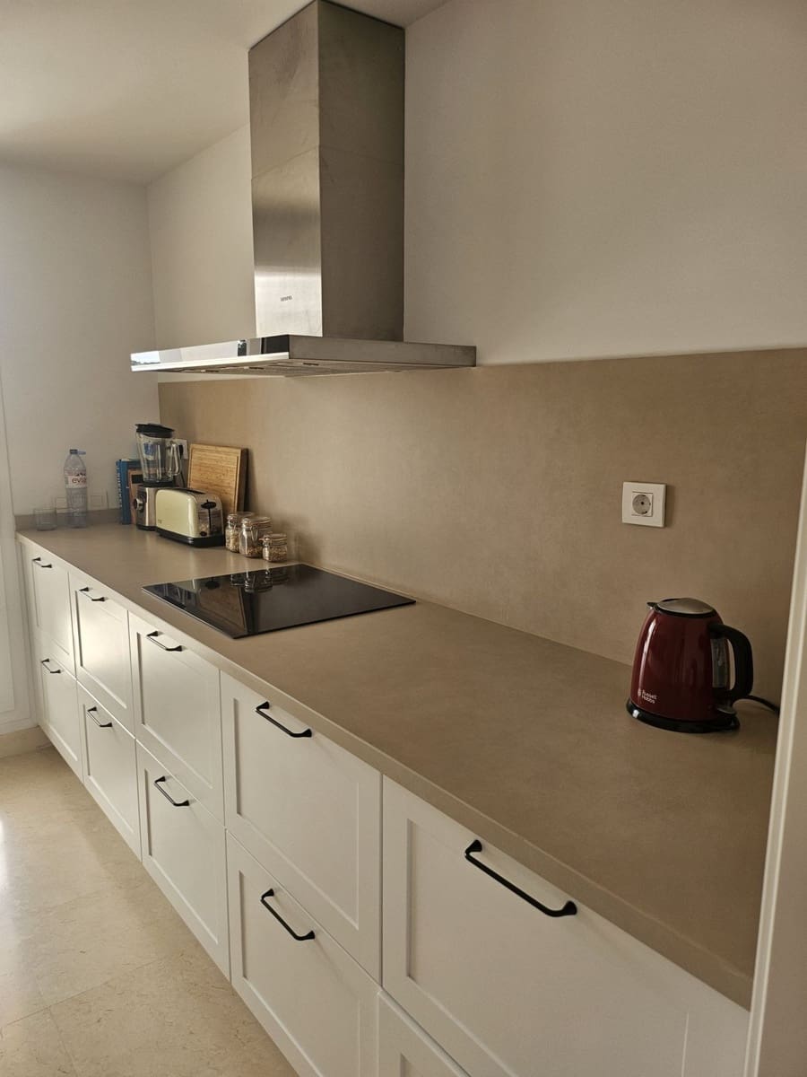 2 bedroom Apartment for rent in Aloha Golf with pool garage - € 2,750 (Ref: 10009960)