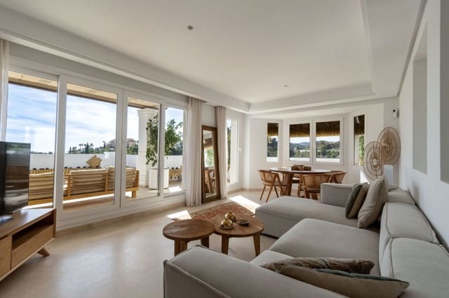 Apartamento de 2 habitaciones en Aloha Golf, Marbella en alquiler con piscina garaje - 2.750 € (Ref: 10009960)