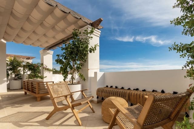 Apartamento de 2 habitaciones en Aloha Golf, Marbella en alquiler con piscina garaje - 2.750 € (Ref: 10009960)