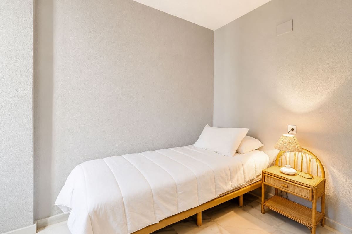 4 sypialnia Dom na sprzedaż w Costabella z basenem garażem - 625 000 € (Ref: 10021570)