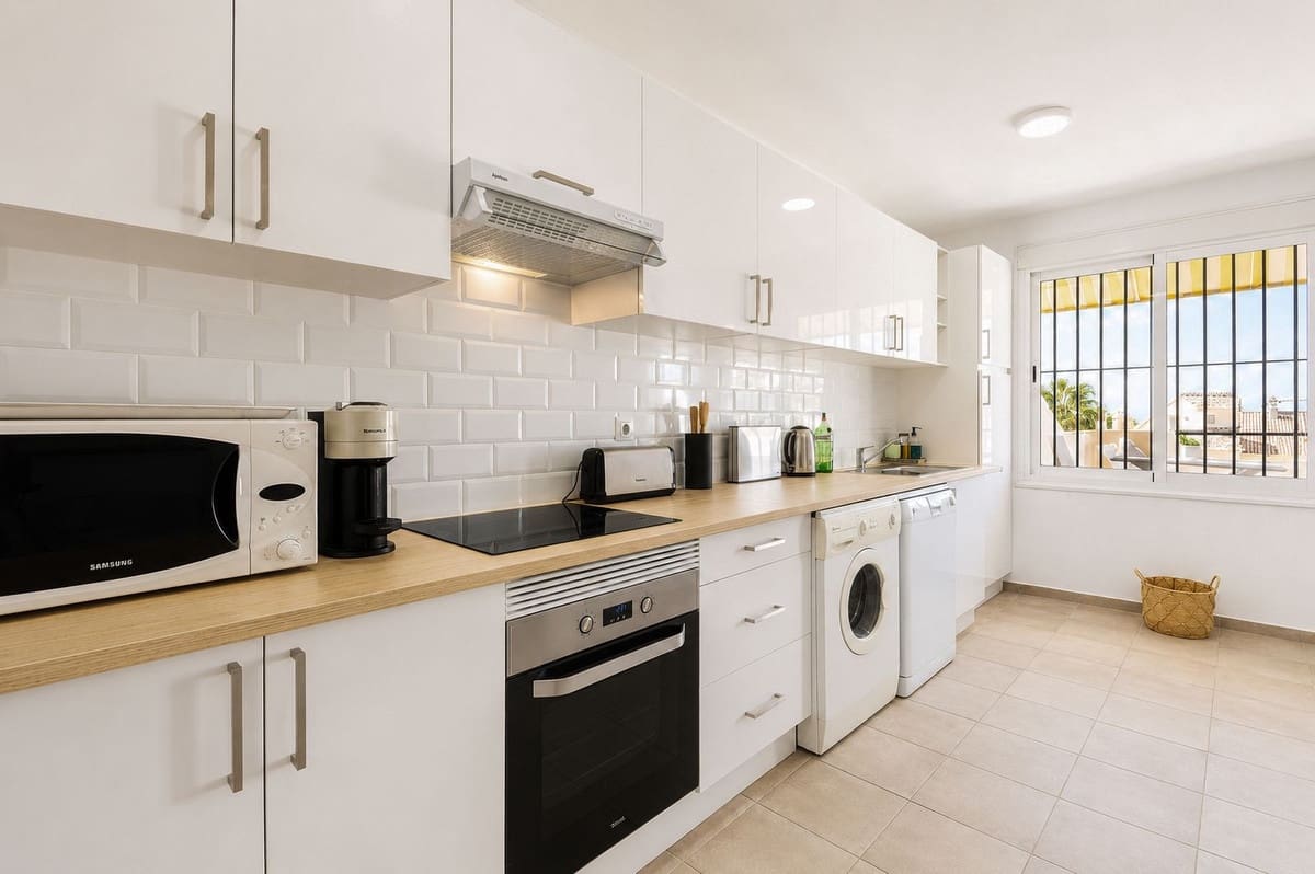 4 sypialnia Dom na sprzedaż w Costabella z basenem garażem - 625 000 € (Ref: 10021570)