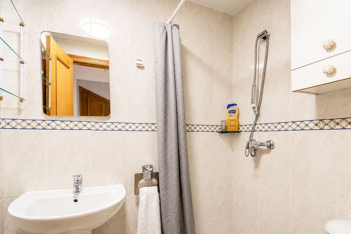 4 sypialnia Dom na sprzedaż w Costabella z basenem garażem - 625 000 € (Ref: 10021570)