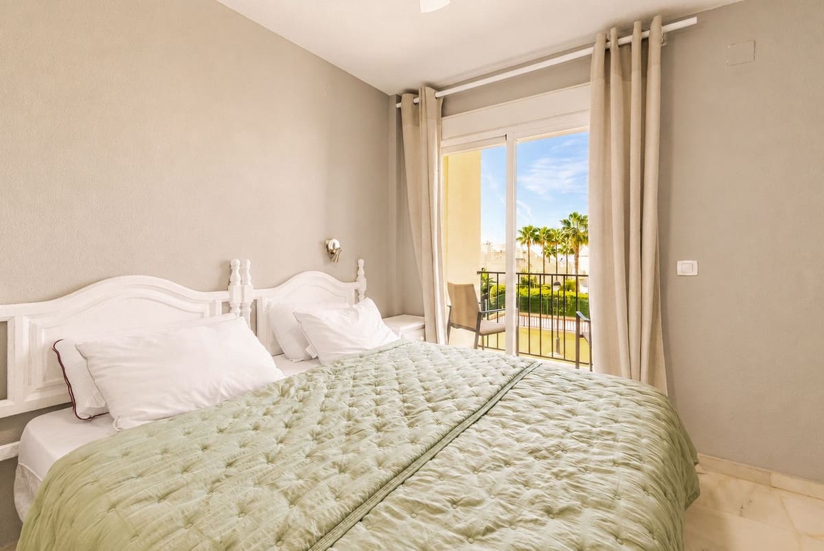 4 sypialnia Dom na sprzedaż w Costabella z basenem garażem - 625 000 € (Ref: 10021570)