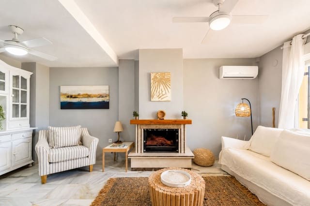 4 quarto Casa em Banda para venda em Costabella, Marbella com piscina garagem - 625 000 € (Ref: 10021570)