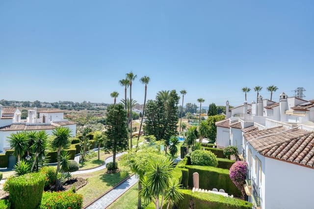 3 makuuhuone Omakotitalo myytävänä paikassa Bel-Air, Estepona mukana uima-altaan 
autotalli - 415 000 € (Ref: 10021667)