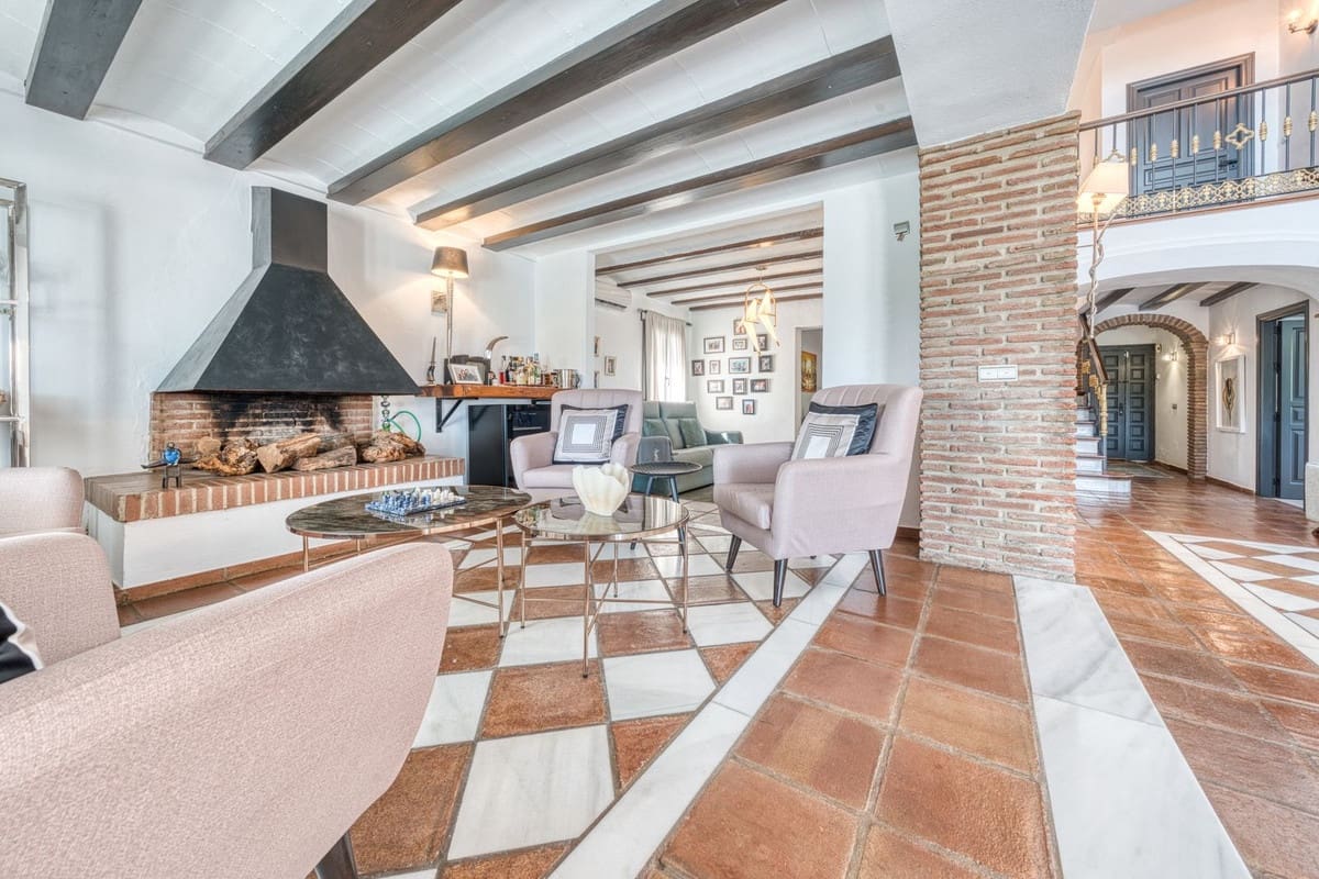 3 Zimmer Villa zu verkaufen in Bahia de Casares mit Pool Garage - 1.450.000 € (Ref: 10026281)