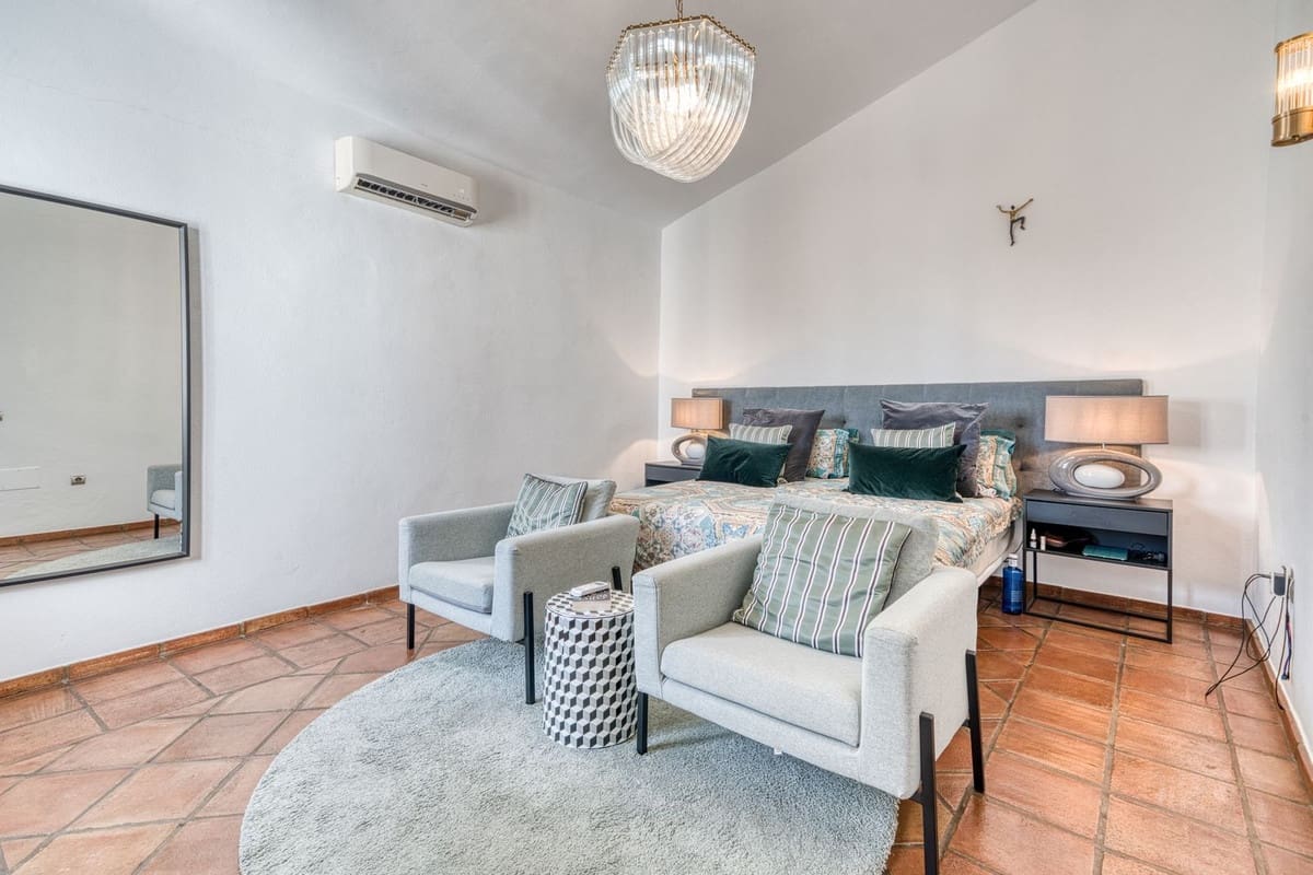 3 Zimmer Villa zu verkaufen in Bahia de Casares mit Pool Garage - 1.450.000 € (Ref: 10026281)