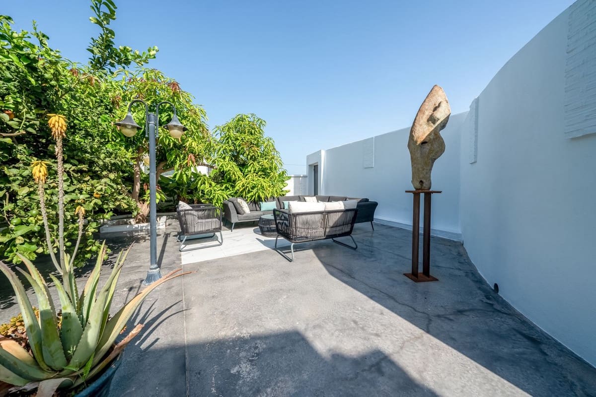 3 Zimmer Villa zu verkaufen in Bahia de Casares mit Pool Garage - 1.450.000 € (Ref: 10026281)