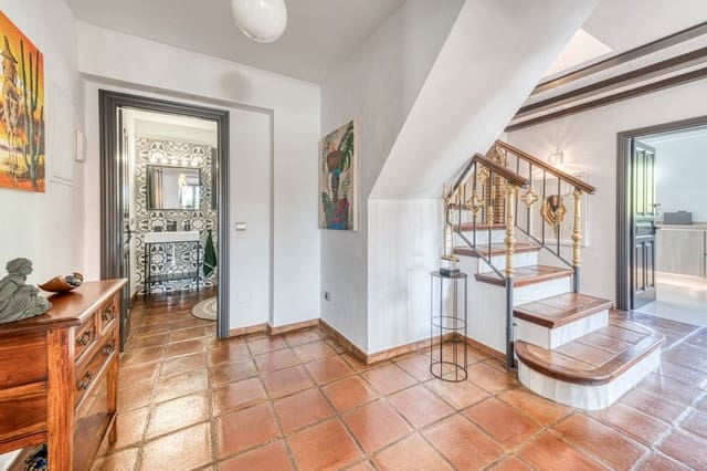 3 Zimmer Villa zu verkaufen in Bahia de Casares, Casares mit Pool Garage - 1.450.000 € (Ref: 10026281)