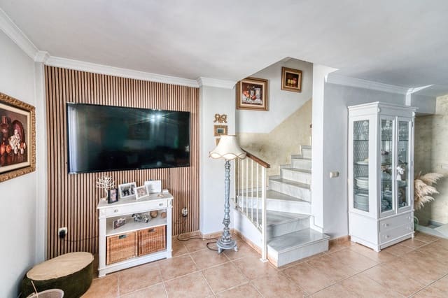 4 sypialnia Dom na sprzedaż w Coín z garażem - 445 000 € (Ref: 10029502)