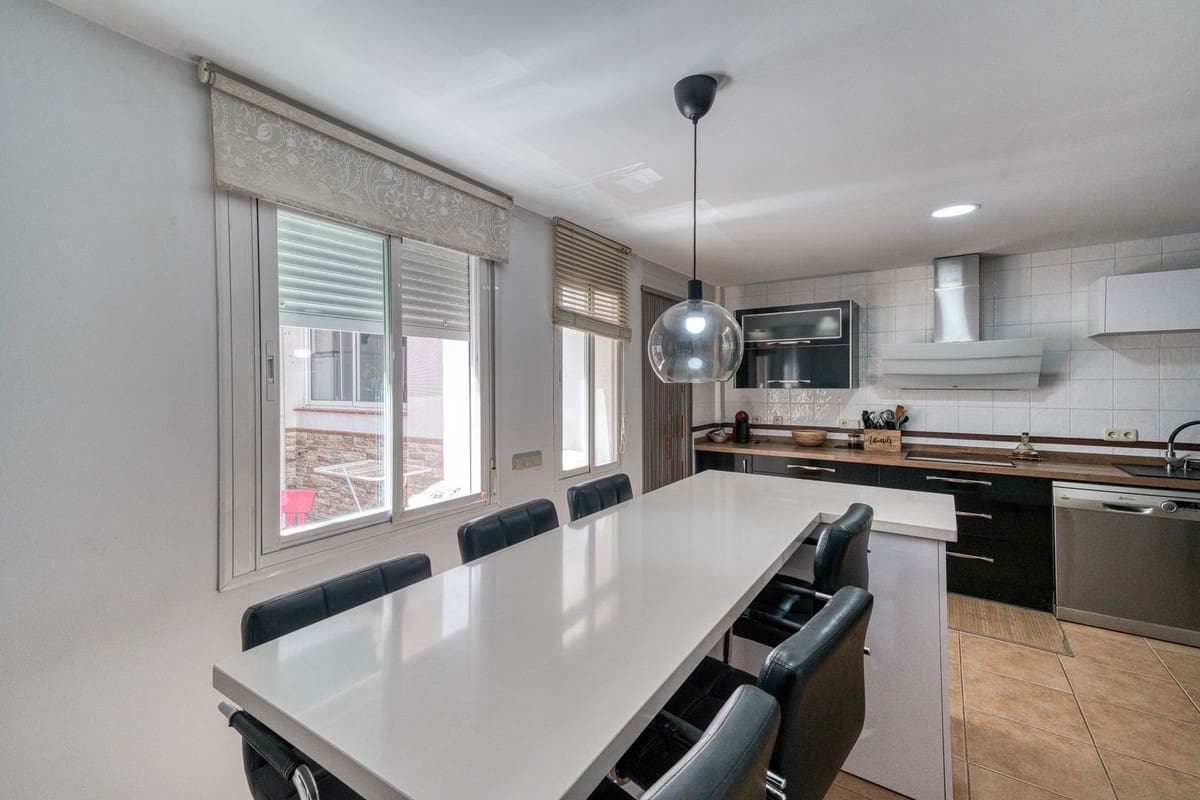 4 chambre Maison de Ville à vendre à Coin avec garage - 425 000 € (Ref: 10029502)