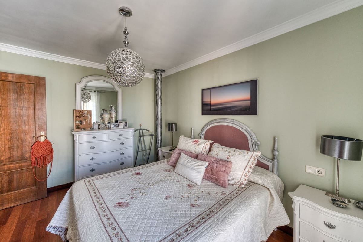4 chambre Maison de Ville à vendre à Coin avec garage - 425 000 € (Ref: 10029502)