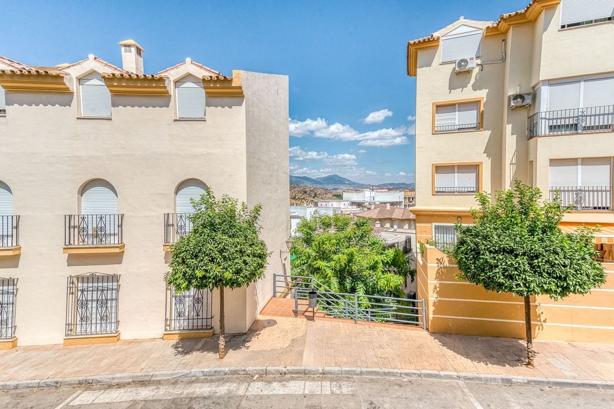 4 chambre Maison de Ville à vendre à Coin avec garage - 425 000 € (Ref: 10029502)