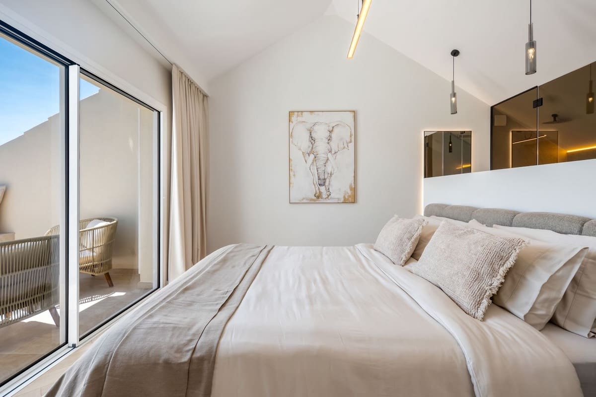 3 camera da letto Appartamento in vendita in Nueva Andalucia con piscina garage - 1.695.000 € (Rif: 10029623)