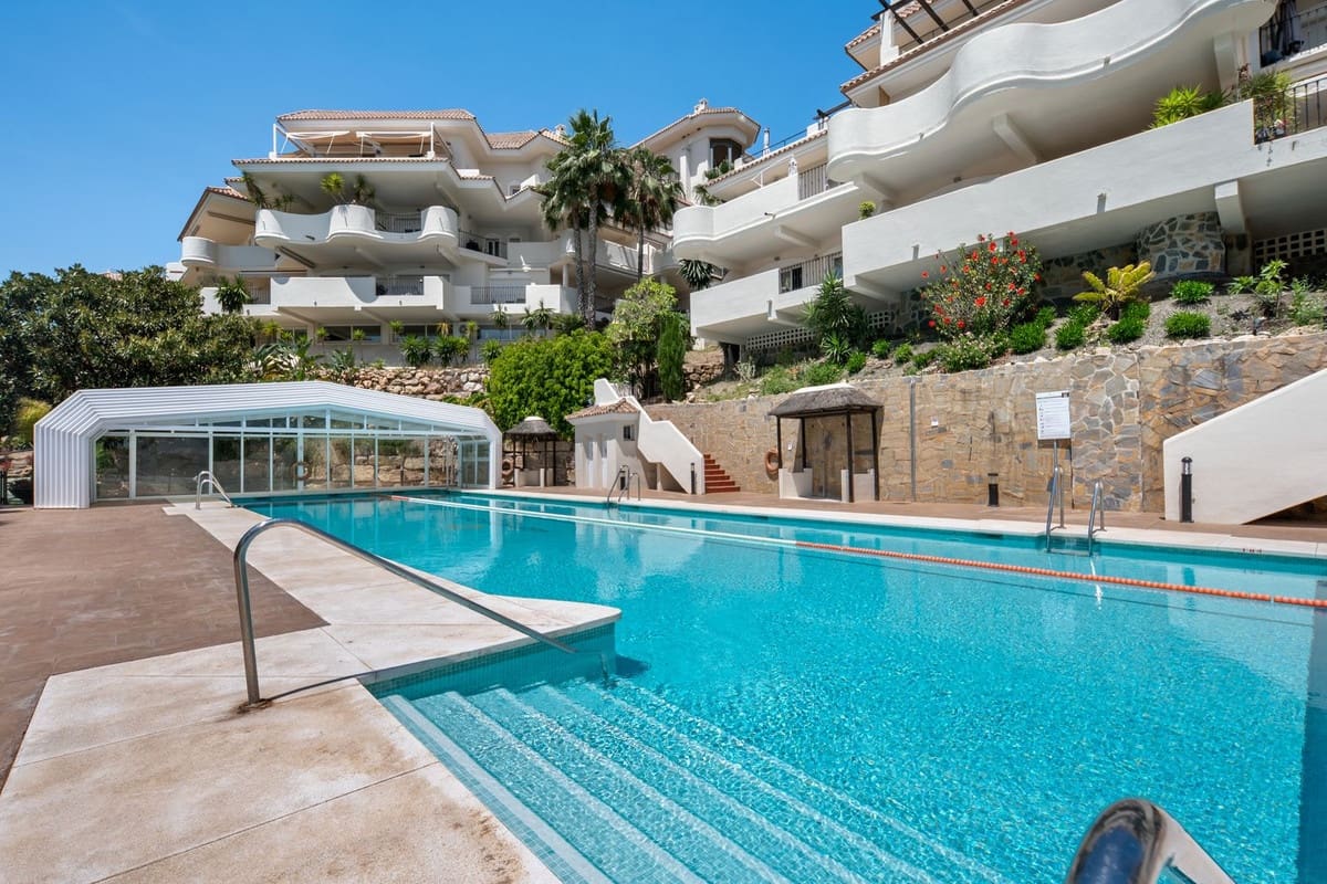 3 camera da letto Appartamento in vendita in Nueva Andalucia con piscina garage - 1.695.000 € (Rif: 10029623)