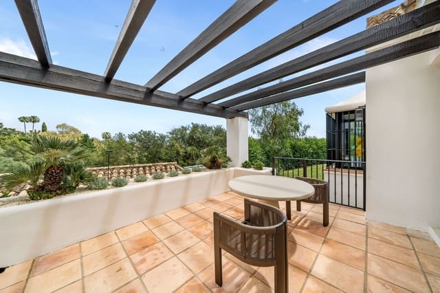 Chalet de 3 habitaciones en Marbella en venta con piscina garaje - 4.950.000 € (Ref: 10029698)